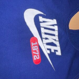 Women’s Nike sports tank top. Color blue